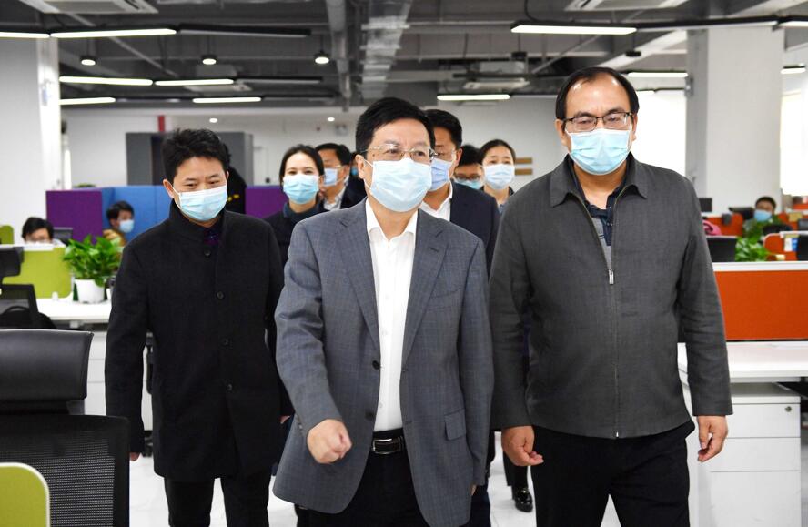 湖南省委常委、長沙市委書記胡衡華到大唐先一科技公司調(diào)研