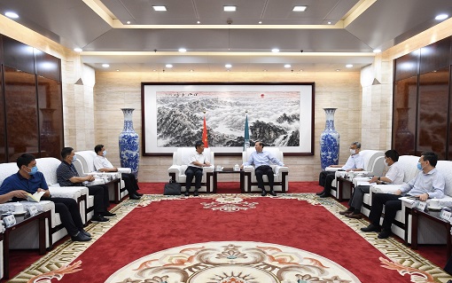 國(guó)家電網(wǎng)有限公司總經(jīng)理、黨組副書記辛保安會(huì)見(jiàn)寧夏回族自治區(qū)副主席吳秀章