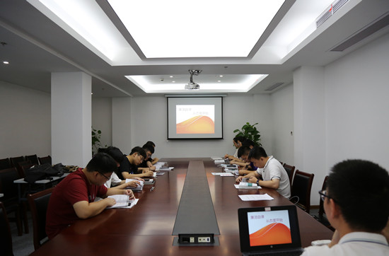 國網(wǎng)寧波奉化區(qū)供電：扣好從業(yè)“第一粒紐扣”，開啟新員工廉潔守護(hù)