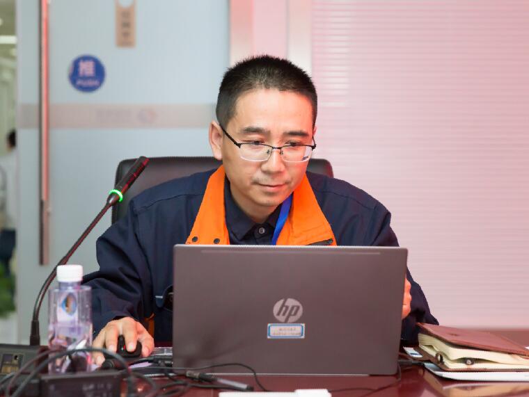 周效峰：半生矢志赴山河，鬢華雖改血仍殷
