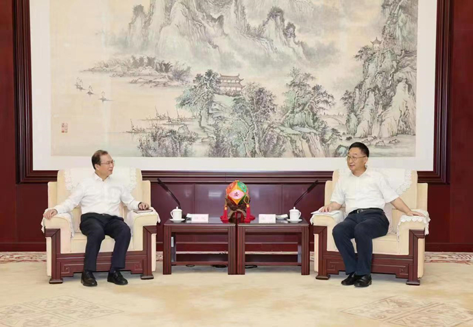 江毅拜會(huì)劉寧、農(nóng)生文并調(diào)研駐桂企業(yè)