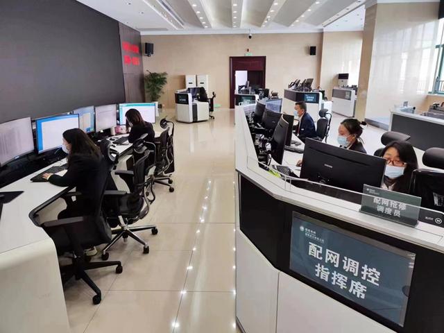 國網(wǎng)武漢供電公司保供不缺失、服務(wù)不打烊