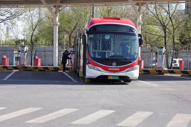 北京清潔能源、新能源公交車占比已超九成