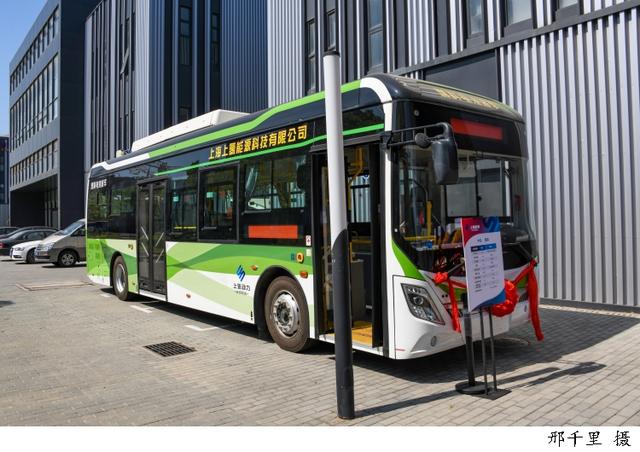 到2025年力爭發(fā)展燃料電池汽車超過10000輛，《上海交通領(lǐng)域氫能推廣應(yīng)用方案》發(fā)布