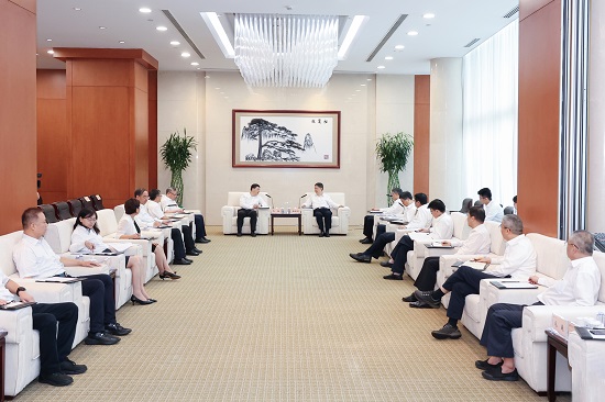華能集團(tuán)黨組書記、董事長溫樞剛會(huì)見山西省委常委、太原市委書記韋韜