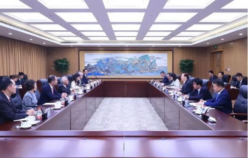 國家電網(wǎng)與香港中電集團推動清潔能源開發(fā)利用、促進新能源發(fā)展等方面深化合作