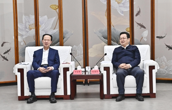 中國(guó)電建黨委書記、董事長(zhǎng)丁焰章王斌拜會(huì)雄安新區(qū)黨工委書記、管委會(huì)主任張國(guó)華