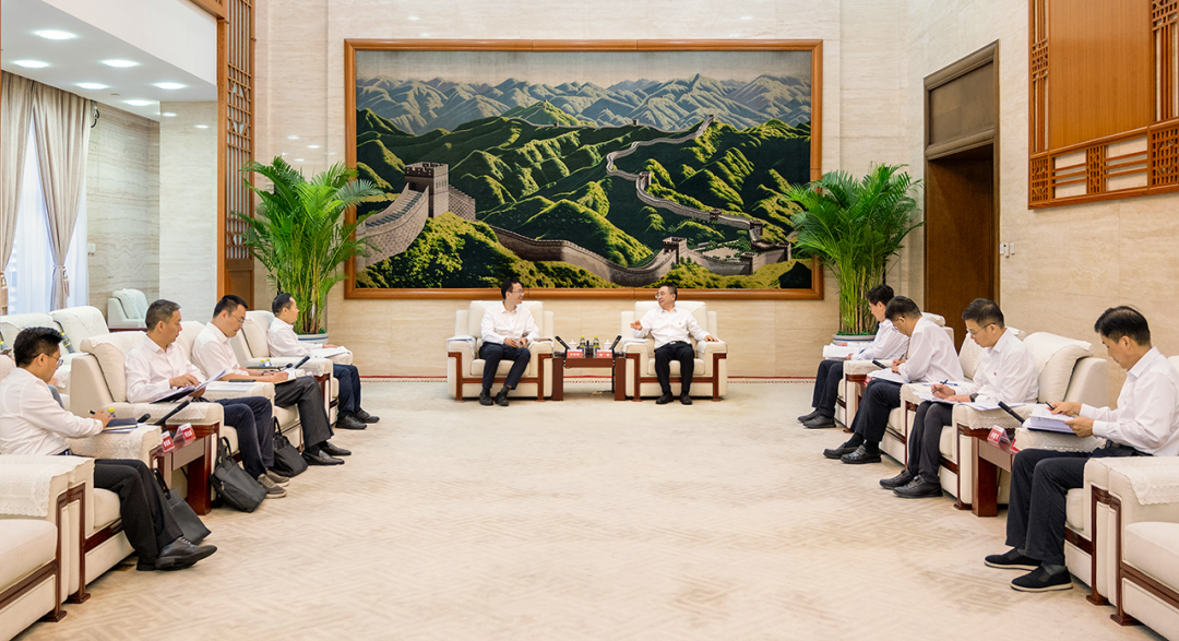 大唐集團(tuán)有限公司黨組書記、董事長鄒磊與宜賓市委書記方存好會談