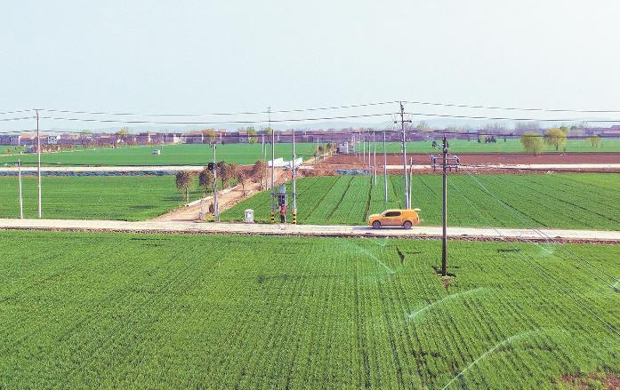 河南武陟縣供電公司:機井用電權(quán)責分明 高標準農(nóng)田旱澇保收