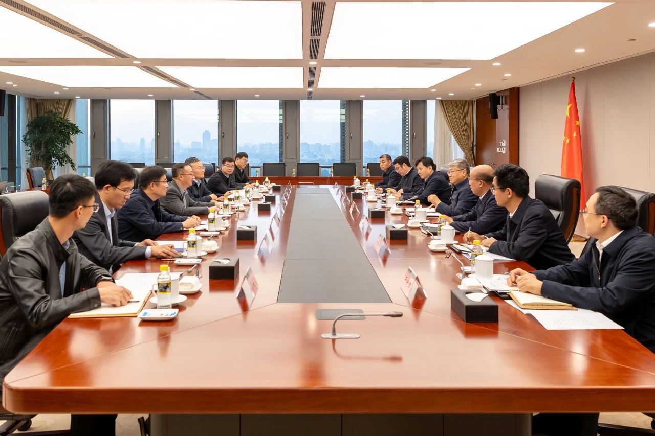 國家能源集團黨組書記、董事長劉國躍會見中國礦業(yè)大學(xué)校長趙宏偉