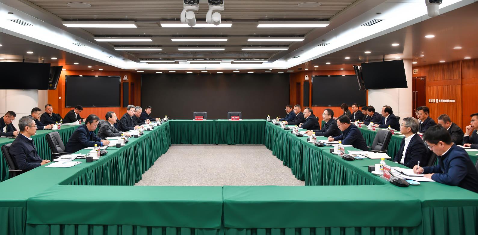 北京市委副書記、市長(zhǎng)殷勇走訪調(diào)研中國大唐總部